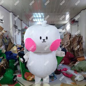 mascot gấu trắng