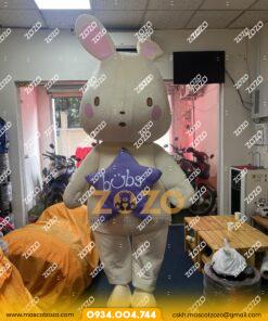 mascot thỏ ngôi sao tím