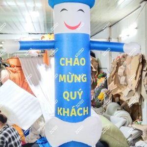rối hơi vẫy tay