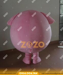 Alternative view of MASCOT HEO HỒNG