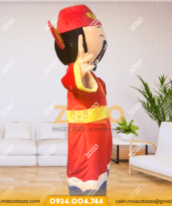 3 3