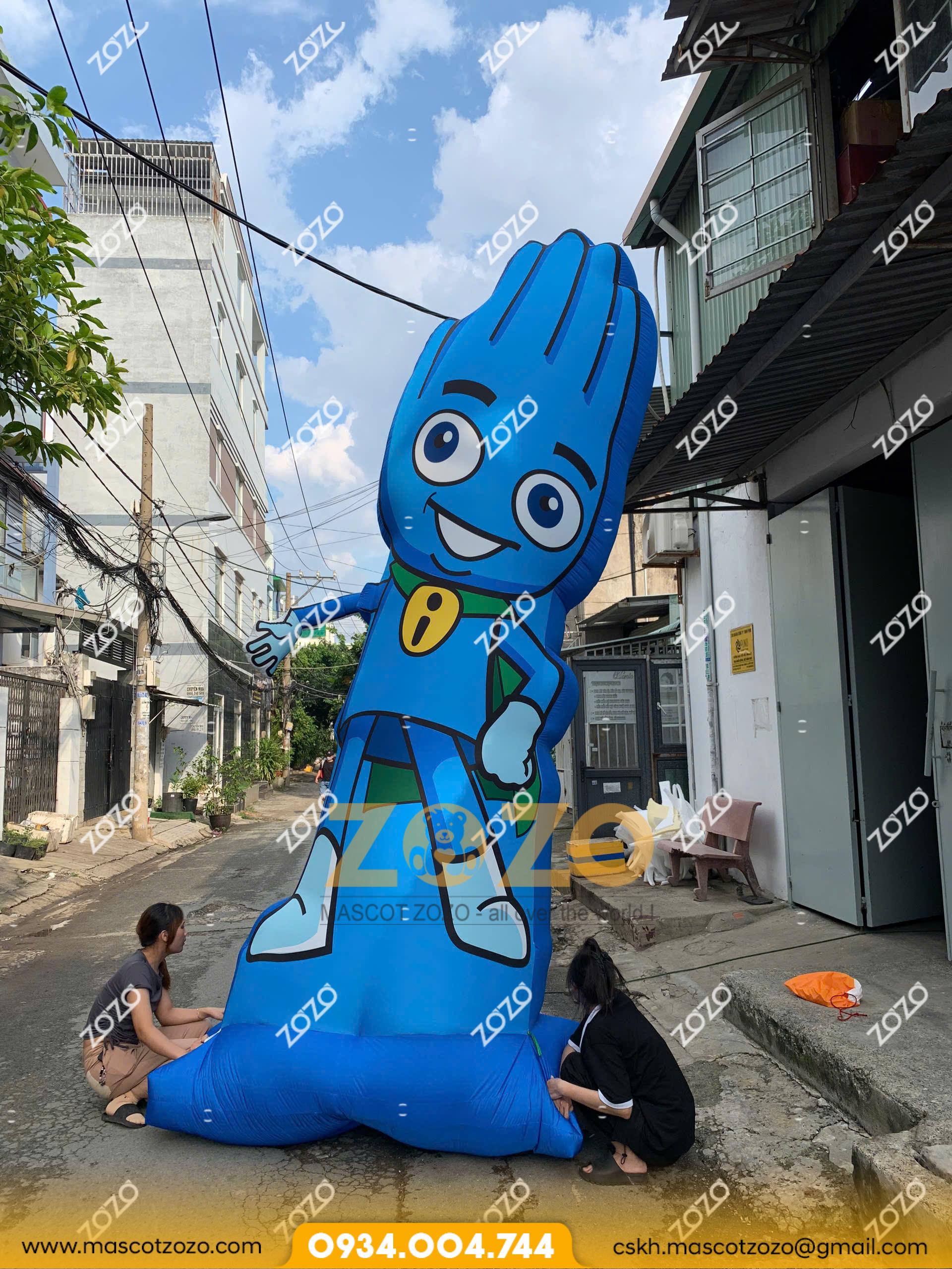 RỐI HƠI VẪY TAY MÀU XANH KHỔNG LỒ