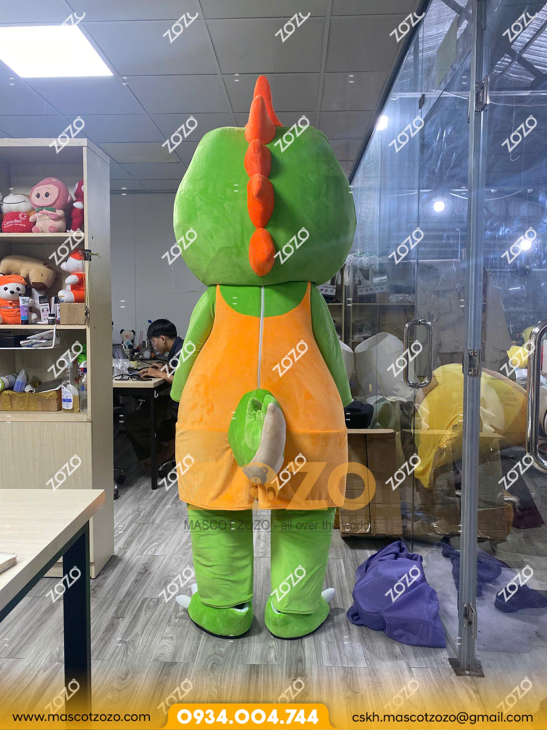 mascot cá sấu pika arena 2 ca sau 2