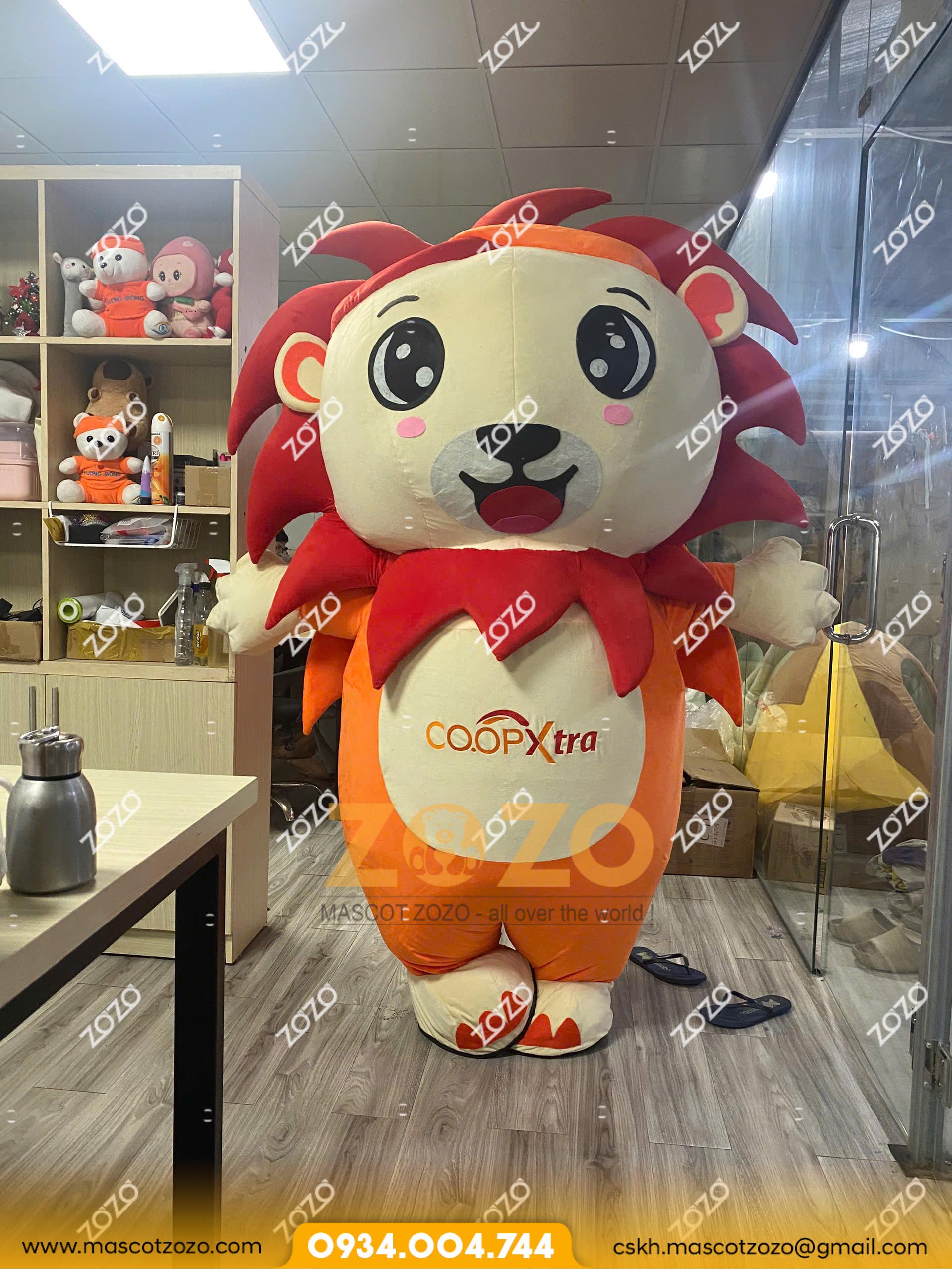 MASCOT HƠI SƯ TỬ RỒNG COOP XTRA