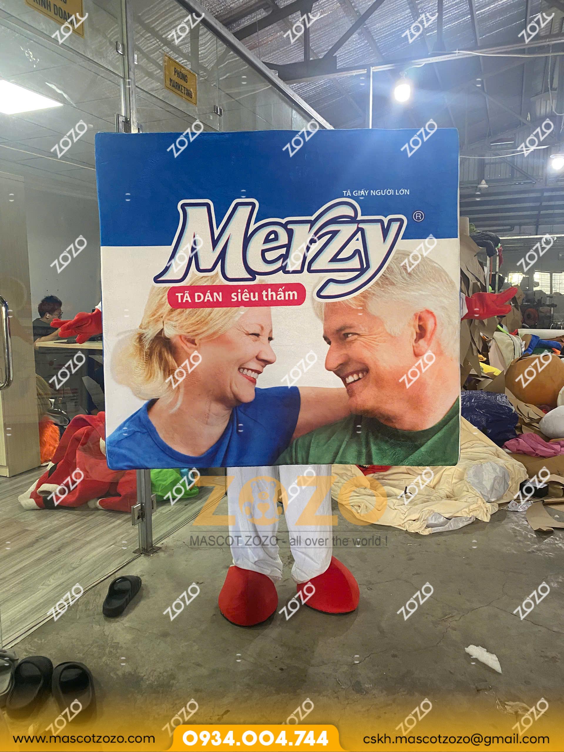 MASCOT HỘP TẢ GIẤY NGƯỜI LỚN HONEY và MERZY - Ảnh 2