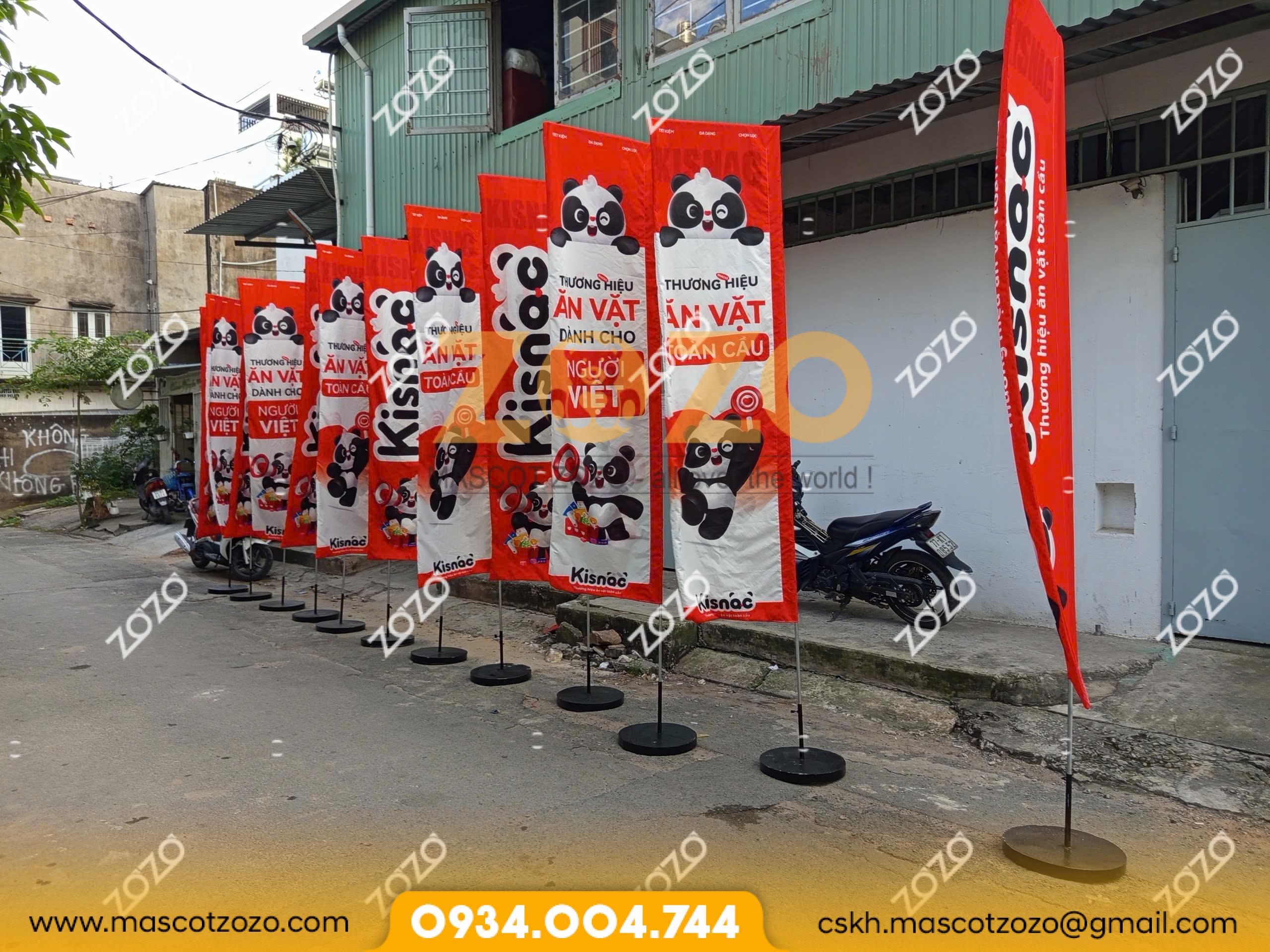 Cờ phướn ăn vặt Kisnac 2 z6161812305650 d8738d48640fd8524aca126f5bcc65fc