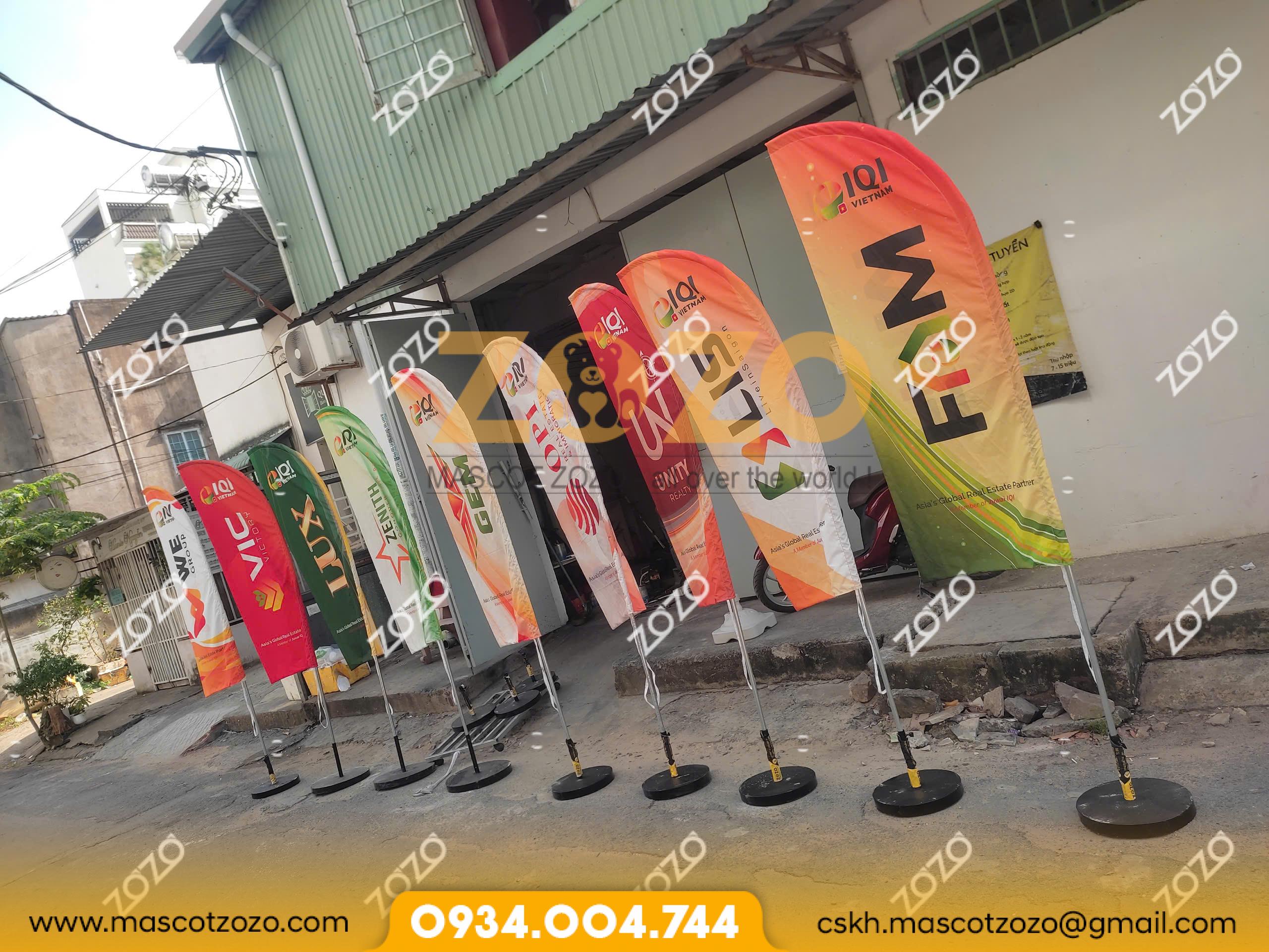 cờ phướn tổng hợp trưng bày sắc màucờ phướn tổng hợp trưng bày sắc màu 2 z6218389037147 89a720a817bf1876f682b11ee342c971