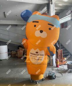 RỐI HƠI VẪY TAY GẤU VÀNG SÂN GOLF