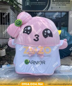 Alternative view of MASCOT HƠI GARNIER
